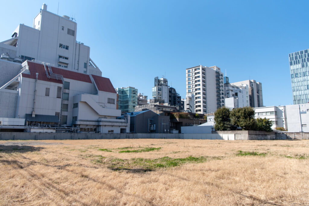 打ち放しコンクリートの大開口 施工前