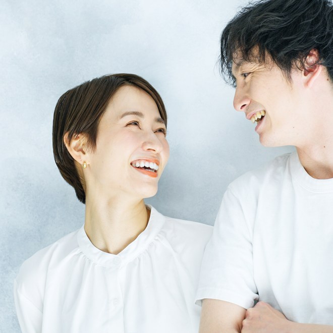 黒い外壁を選ばれた30代のご夫婦（デモ）
